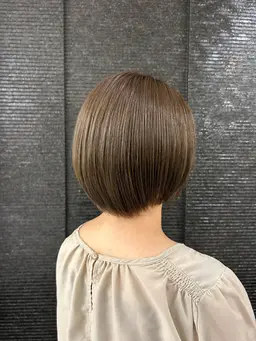 レディース ショートカット✂️🤎+Aujua4stepトリートメント🪄 （朝8時​〜​、夕方19時​〜​のみのご案内です）