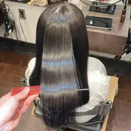 カット + 美髪コスメストレート(アイロン無し)🪮+ 3stepトリートメント🫧