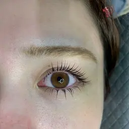 まつ毛パーマ上下セット♪パリジェンヌ、ラッシュリフトの場合＋1000円