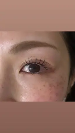 ❤︎エクパーマモデル❤︎ LEDエクステ120本装着後パーマをかけていきます。