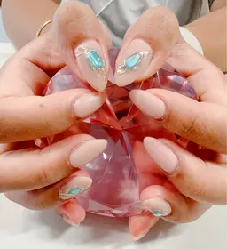 ９月限定🌕ハンド1本アート＊オフ無し💅平日11:00​〜​・13:00​〜​のみ🙇‍♀️