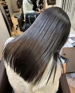【ワンカラーモデル募集中】ファッションカラー💜※白髪染めは受け付けておりませんのでご注意下さい🙇🏻‍♀️