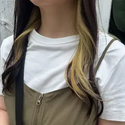 ⭐️時間帯自由/平日限定メニュー⭐️さりげなく可愛い♡インナーカラー(ブリーチ込み)♪