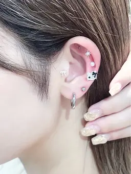 アイブロウWax +耳つぼジュエリー💎10個まで　お悩み別コース