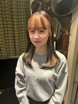 ✨🎀カット＋インナーカラー＋プラチナトリートメント🎀✨