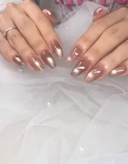 マグネットネイル(オフ込み)                   ¥5,500 → ¥4,400🧲✨