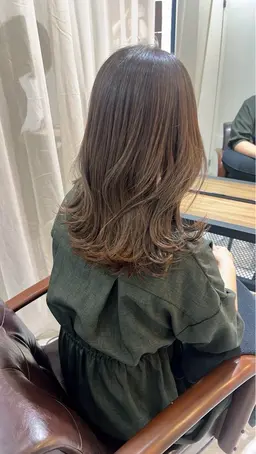 【🌈✨人気No.2✌🏻🎀✨】なりたいが叶う✨透明感カラー🫧＋3cm以上のカットモデル✄﻿✨