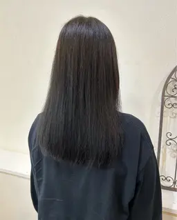 【平日限定✨/長さ料金無し】カット+透明感カラー+トリートメント