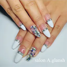 【ミニモセール中💖ジェルネイル💅✨】デザイン選び放題・色選択自由✨マグネットOK・パーツ選び放題・オフ込み✨