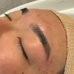 【期間限定メニュー‼️】メンズ限定‼️アイブロウワックスモデル