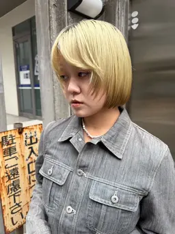 黒染め剥がし等複座履歴ブリーチ(2ブリーチ＋オンカラー)