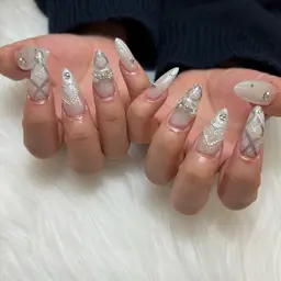 💅🏻♥️10本長さだし【プロのネイリストによるモデル価格】持ち込みデザイン可能/パーツつけ放題/ジェルオフ無料