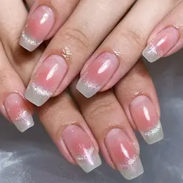 12月⭐️オフ無料⭐️ 🔆チーク➕マグネットフレンチ🏖️【ベース追加🉑】