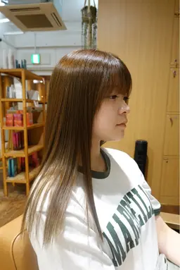 【ブリーチなしツヤカラー】《どの世代の方でも使えるクーポン✳︎》透明感カラー✨🥣+Aujua treatment🧴