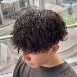 🌀【大人気クーポン】🌀メンズカット＋縦落ちツイストパーマ＋2stepトリートメント
