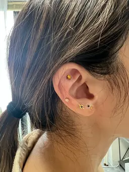 耳つぼジュエリー💎 10回券30,000円　1回あたり3,000円！合計5,000円お得な回数券🉐(現金のみ)