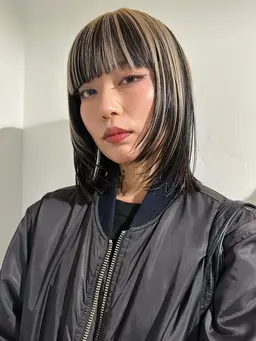 平日限定🌟ポイントブリーチカラー🌟¥5900