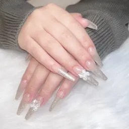 ❣️9月限定クーポン❣️グラデーションネイル✨ソフトジェルオフ無料✨
