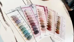 🩷8月🩷シンプル　ワンカラー　(マグネットネイルは➕500円)         オフ込み　　10名限定（残り2枠）
