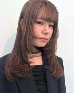 🖤レイヤーカット&カラー&ケアトリートメント🎀スタイリング付き🎀