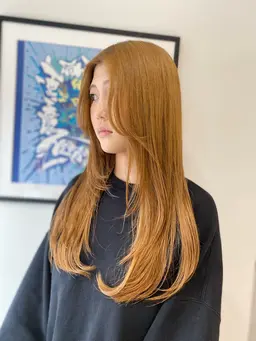 レイヤーカット👩✂️ (シャンプー➕ブロー込み)