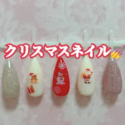 【ハンド】デザインネイル💅甘皮処理、ケア込み✨クリスマスネイル🆗🤶