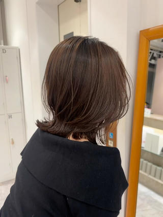 くびれボブ︎
カットで透明感のある仕上がりに