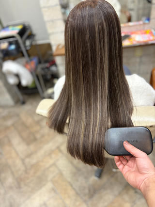 セミロング カラー 女性指名人気no.1 尾崎のヘアスタイル