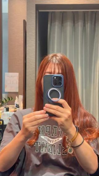 カラー アト ランティスのヘアスタイル