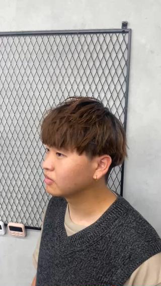 お客様のご要望に合わせて、前髪少し短め軽め刈り上げマッシュ