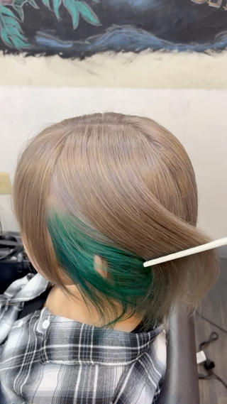 ミディアム カラー はやと【エクステ ×ブリーチ特化】のヘアスタイル
