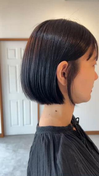 自然な丸みを出すように柔らかく髪質改善縮毛矯正を行いました。　　モデル様ご協力頂ける方お待ちしたおります。 