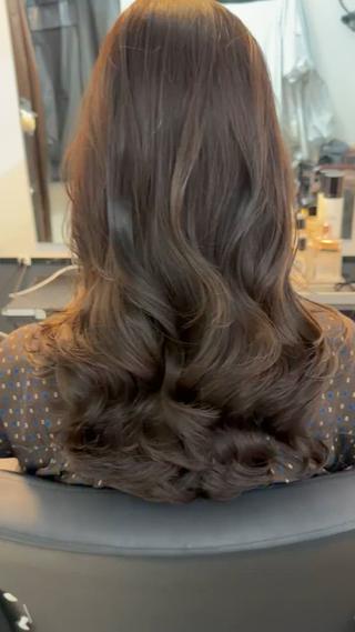 ロング 青木 裕のヘアスタイル