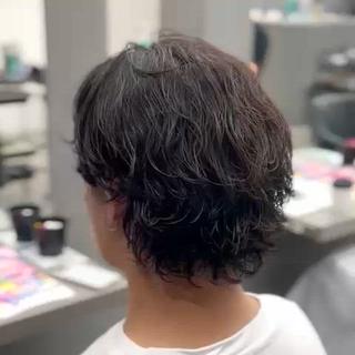 ミディアム パーマ メンズ 韓国ヘア🇰🇷 メンズパーマ/つかさのヘアスタイル