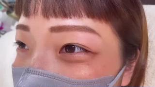 ◇◆メガフラットラッシュ◆◇

超軽量のフラットラッシュで装着する事で、風になびく仕上がりに

隙間のある方や、かなり華奢な自まつ毛の方にも密度のある装着が可能です

ボリュームラッシュのような華奢なボリュームから、超ボリュームまで対応出来ます

アイライン効果がかなり高く、目元のメイクがほどんど要らなくなります

おススメです
 