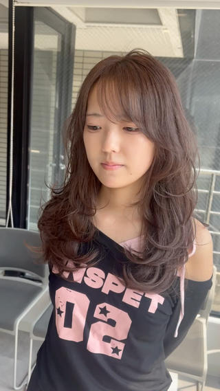 ロング 横田 凜子~yaanのヘアスタイル