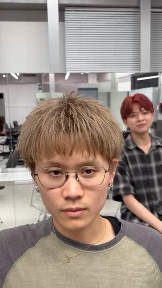 カラー ヘアアレンジ メンズ (メンズ特化) AKIのヘアスタイル