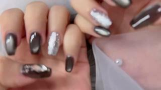 ネイル Silk ＆.のネイルデザイン