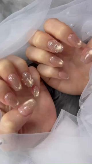 ネイル Silk ＆.のネイルデザイン