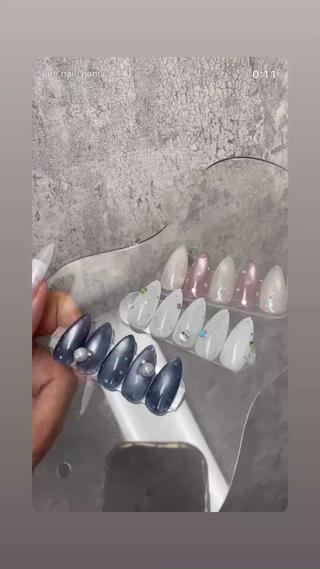 トレンドのウィッシュコアネイル
大人女性でも楽しめるように
上品デザインに仕上げました

色変更OK 