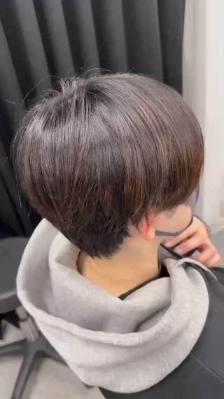 ショート メンズ メンズフェザーパーマ 💫曲がる縮毛矯正のヘアスタイル