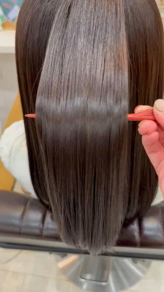 セミロング 野澤 朱里のヘアスタイル