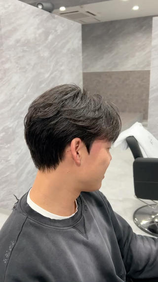 パーマ メンズ ulus kobe 藤枝大地のヘアスタイル