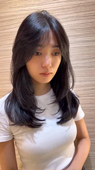 レイヤーカット ミディアム
似合わせカットはお任せください☆
yoshinori_asayama