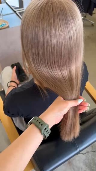 ロング vince. moekoのヘアスタイル