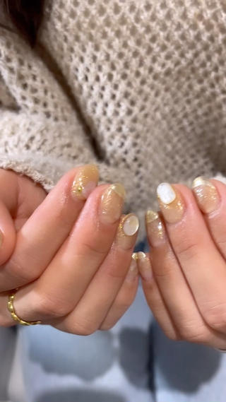 ネイル e’s nail Lumièreのネイルデザイン