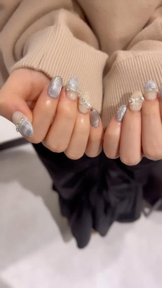 ネイル e’s nail Lumièreのネイルデザイン