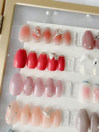 ネイル e’s nail Lumièreのネイルデザイン