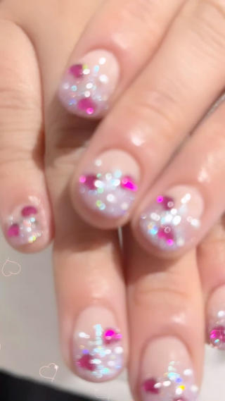 ネイル e’s nail Lumièreのネイルデザイン