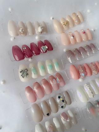 ネイル e’s nail Lumièreのネイルデザイン